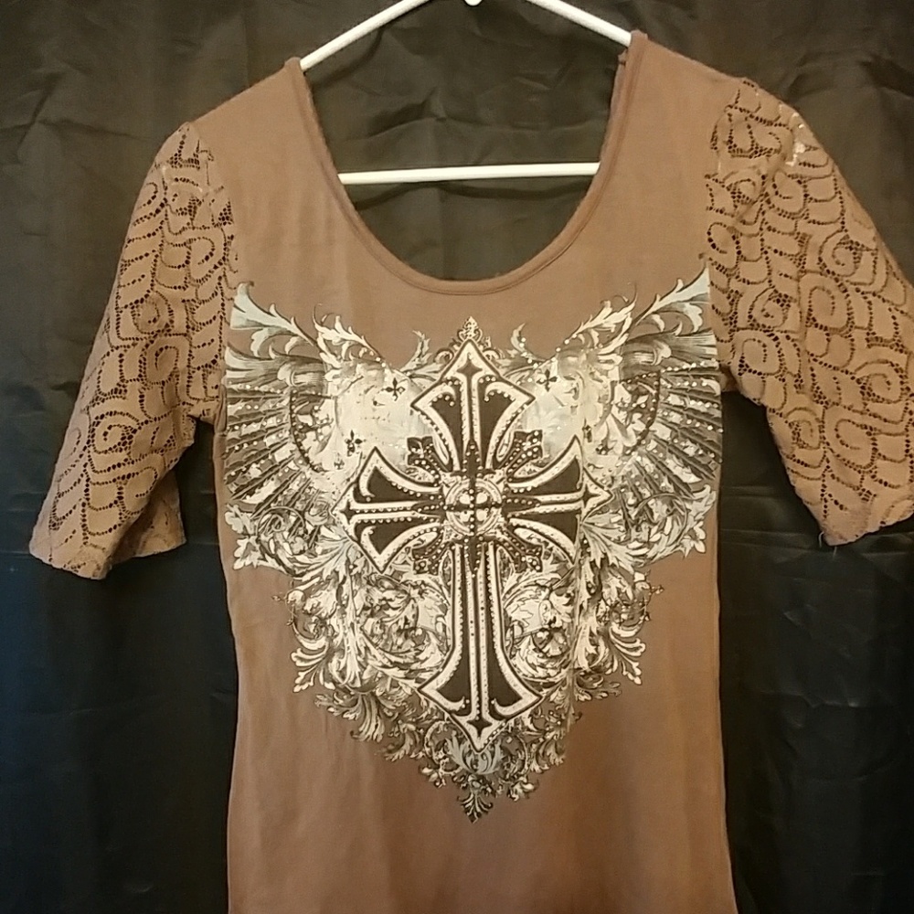 Angels and Diamond's shirt